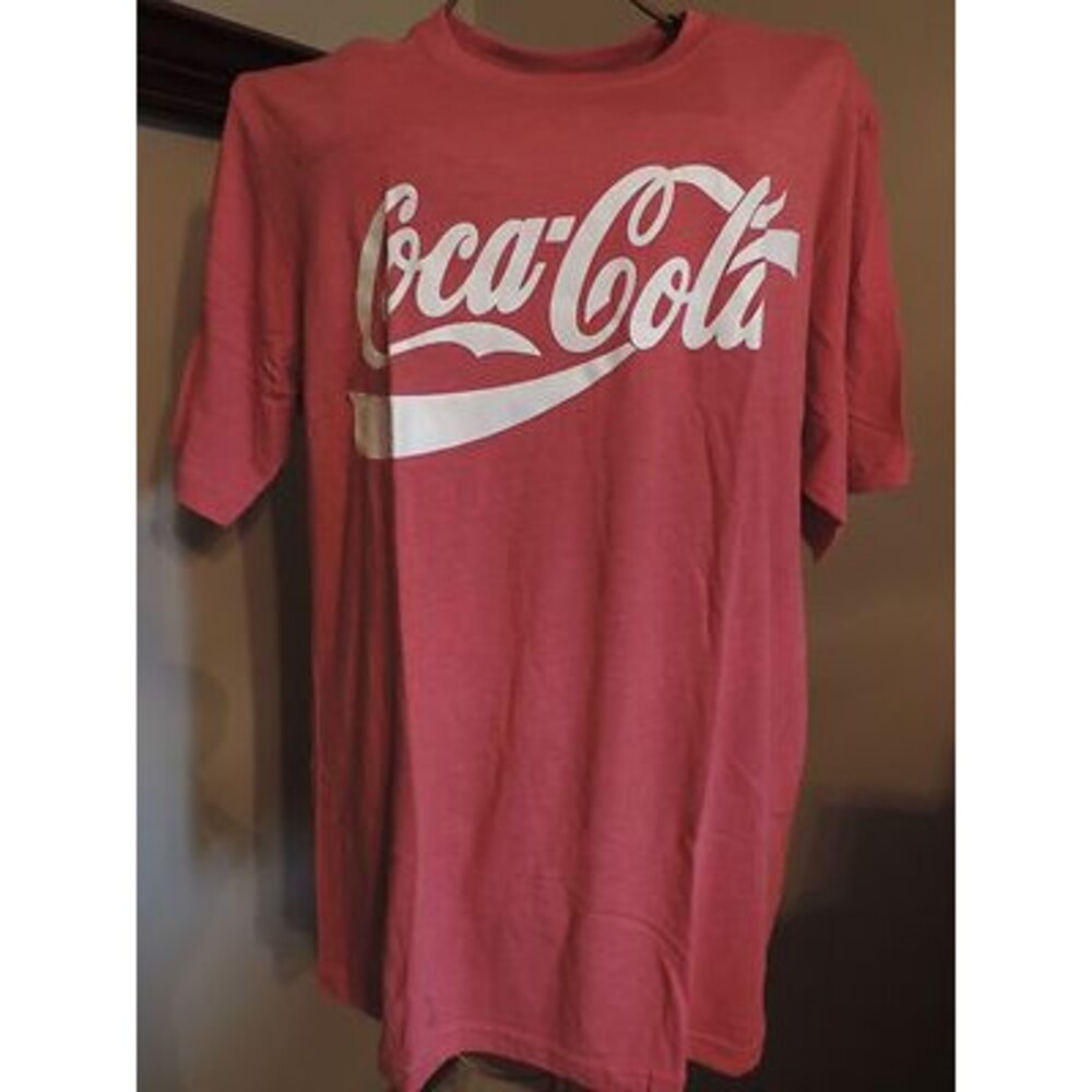 Coca Cola Coke T-Shirt Red Iconic Design Tee Size Medium NEW